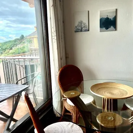 Apartamento En Primera Linea De Playa Cuchia