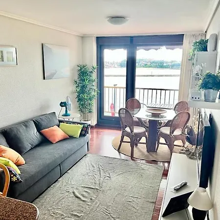Apartamento En Primera Linea De Playa Cuchia